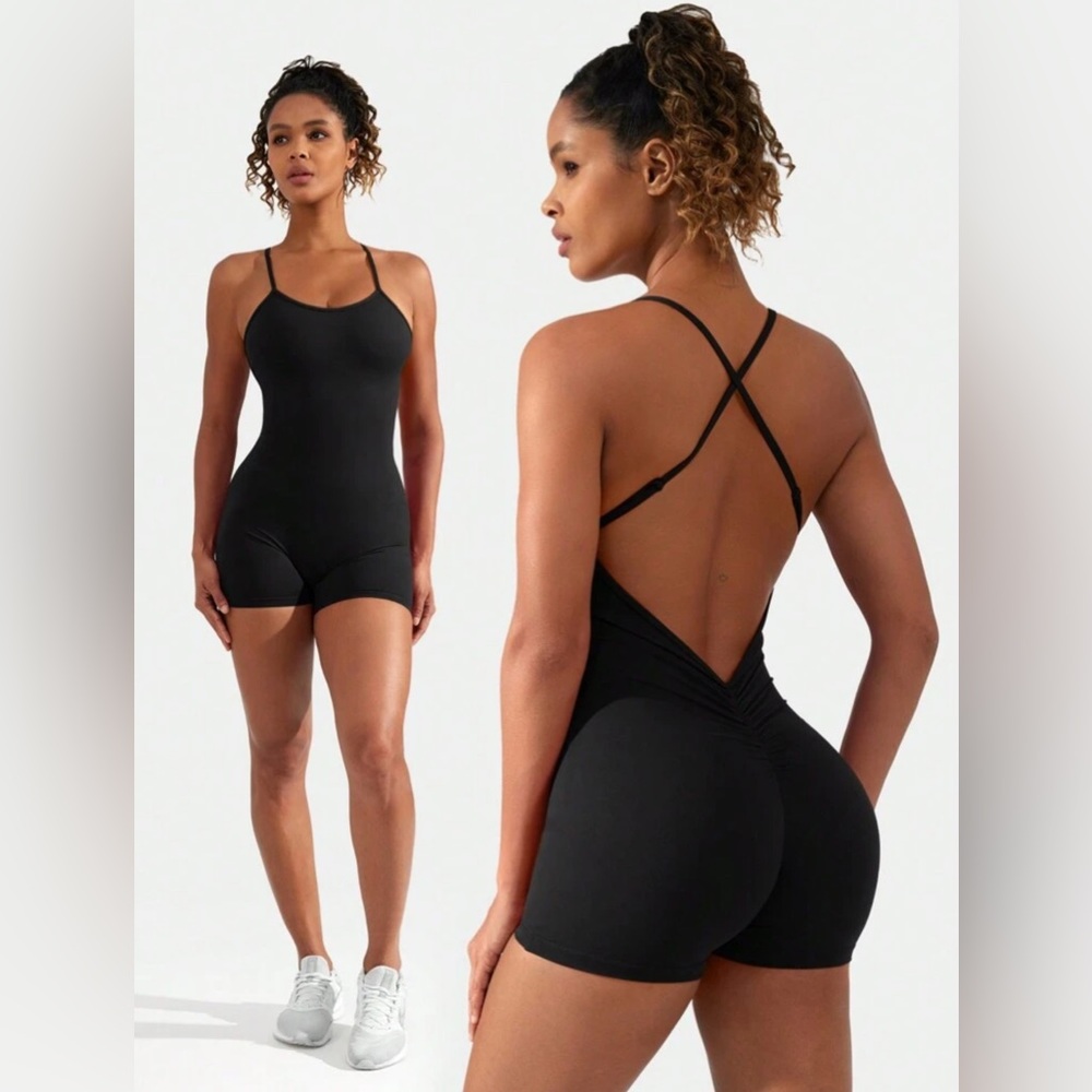 NWOT Black Butt Scrunch Biker Shorts Romper Bodysuit size M